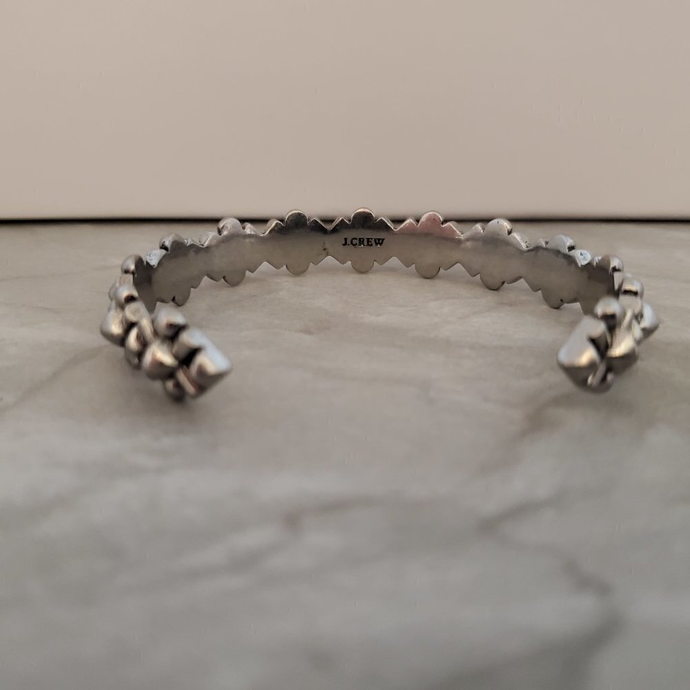 💖 J.Crew Antiqued Distressed Silver Bangle Bracelet 💖 - Picture 5 of 9